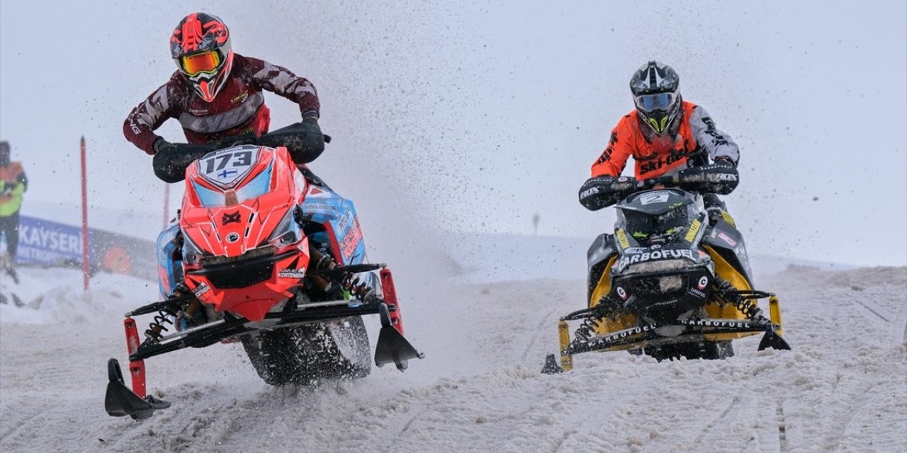 Erciyes'te Yapılacak Dünya Kar Motosikleti Şampiyonası'na 12 Ülkeden 40 Sporcu Katılacak