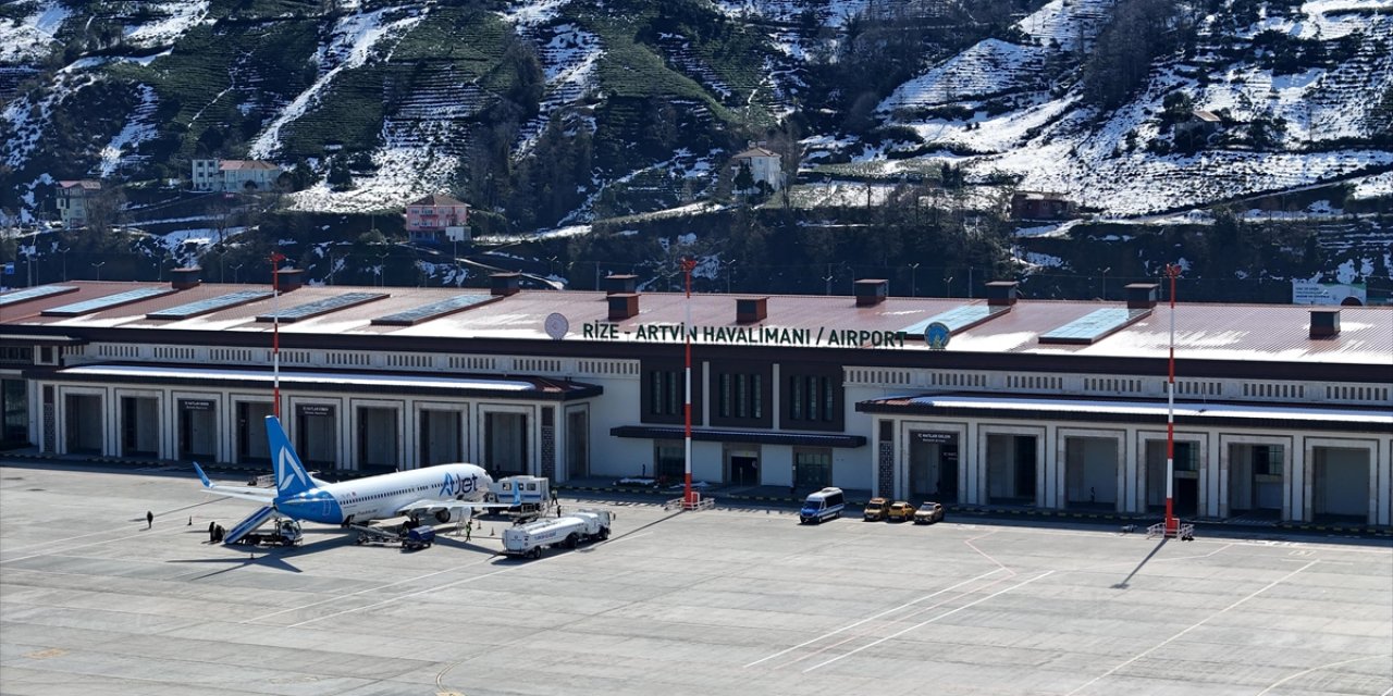 Rize-Artvin Havalimanı'nı Yaklaşık 3 Yılda 2,8 Milyon Yolcu Kullandı