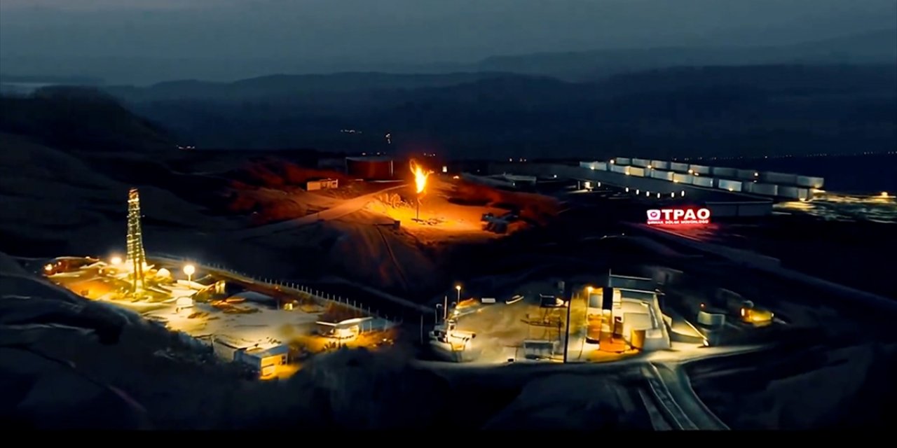 Bakan Bayraktar, Gabar'da Günlük Petrol Üretiminin 78 Bin Varile Ulaştığını Bildirdi