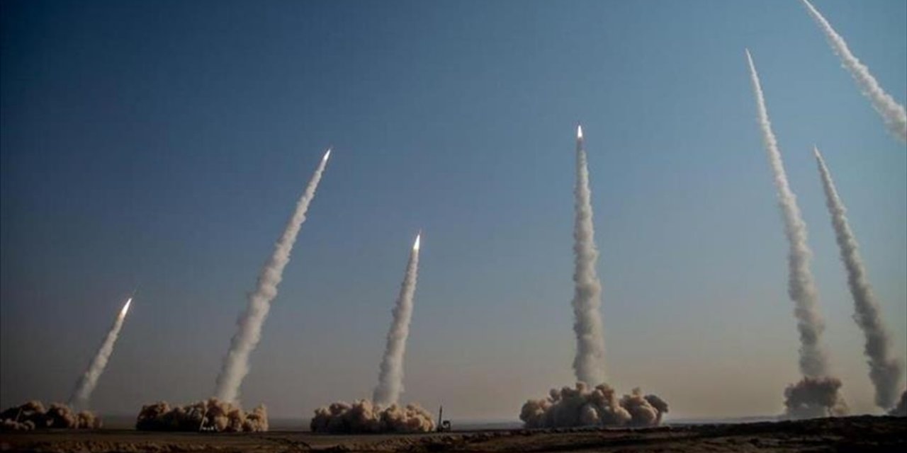 Avrupa'ya Nükleer Güvenlik Vadeden Fransa İle Rusya Arasında Dengesizlik Dikkati Çekiyor