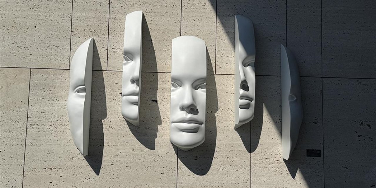 Farklı Sanat Türlerinde 25 Sanatçının Özgün Eseri Bayou Villas'ta Sergileniyor