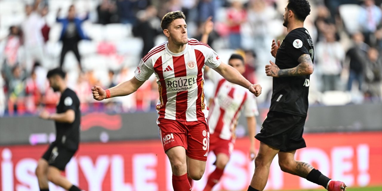 Onvo Antalyaspor Konuk Ettiği Çaykur Rizespor'u Mağlup Etti