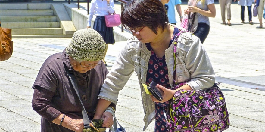 Japonya'da 100 Yaş Üstü Nüfus 71 Bini Aştı