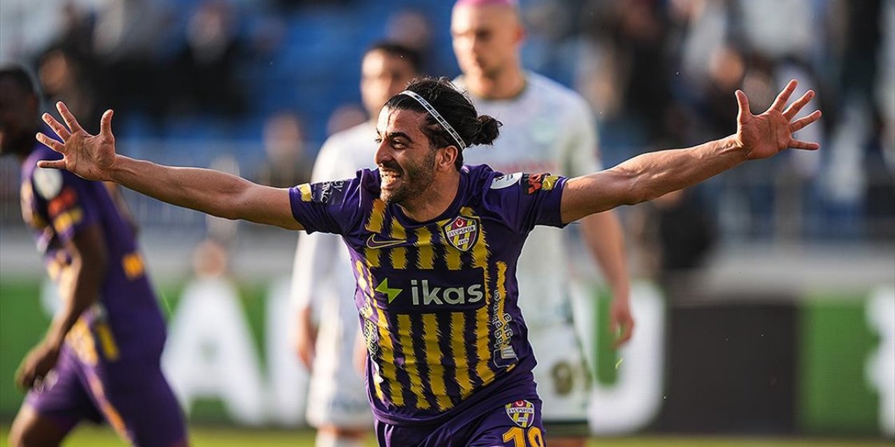 Eyüpspor Evinde 3 Puanı Aldı