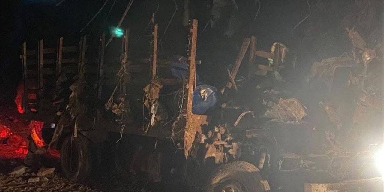 Kolombiya'nın Cauca Bölgesinde Düzenlenen Bombalı Saldırıda 5 Asker Öldü