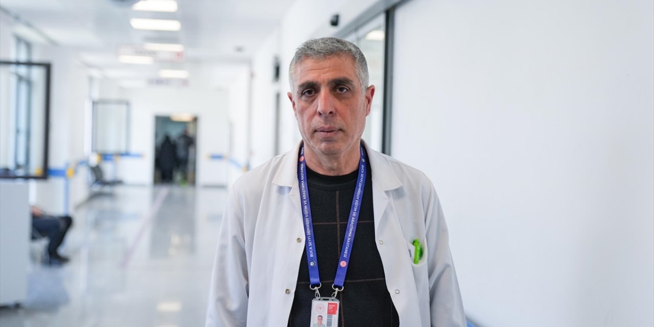 Ara Verdiği Tıp Eğitimini 38 Yıl Sonra Tamamladı, 56 Yaşında Doktor Oldu