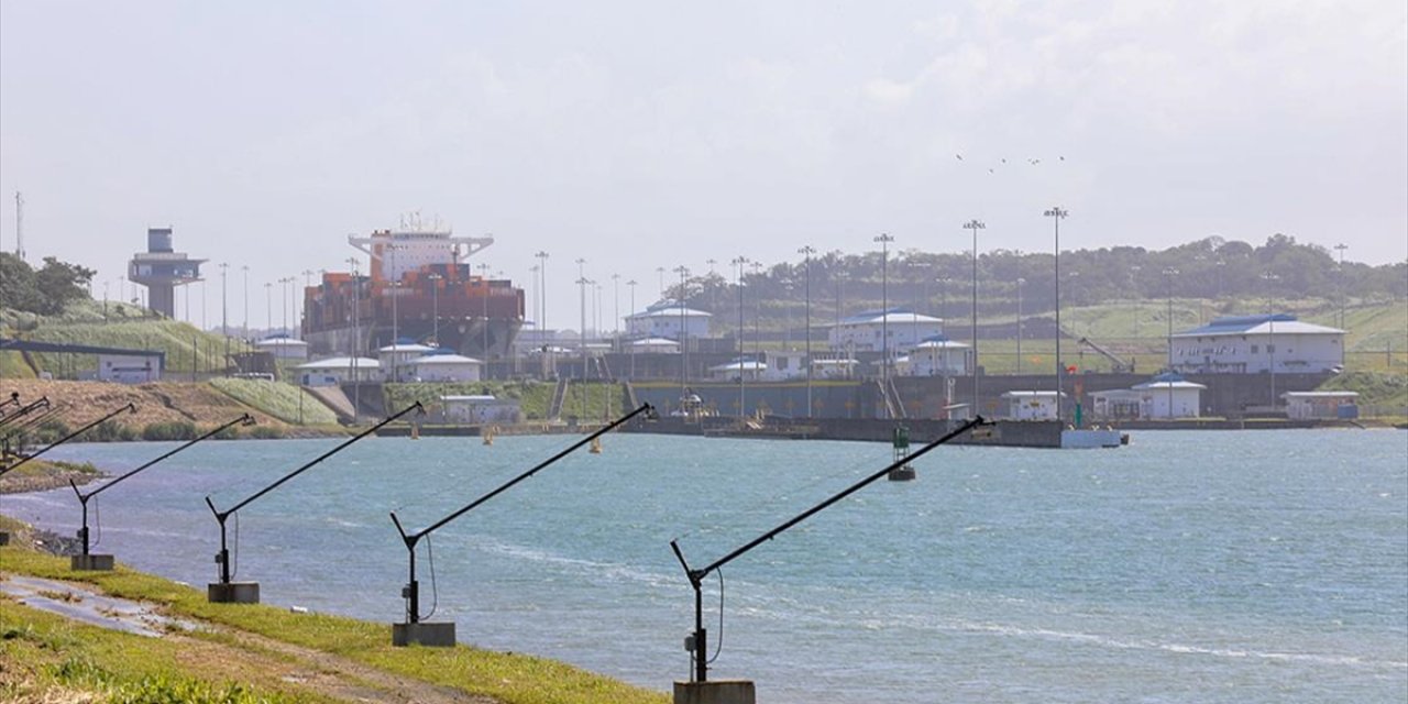 Beyaz Saray'ın, Pentagon'dan Panama Kanalı İçin "Seçenekler" Geliştirmesini İstediği İddia Edildi