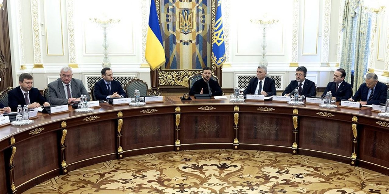 Zelenskiy, Türkiye İle Serbest Ticaret Anlaşması'nı Onaylamaya Hazır Olduklarını Belirtti