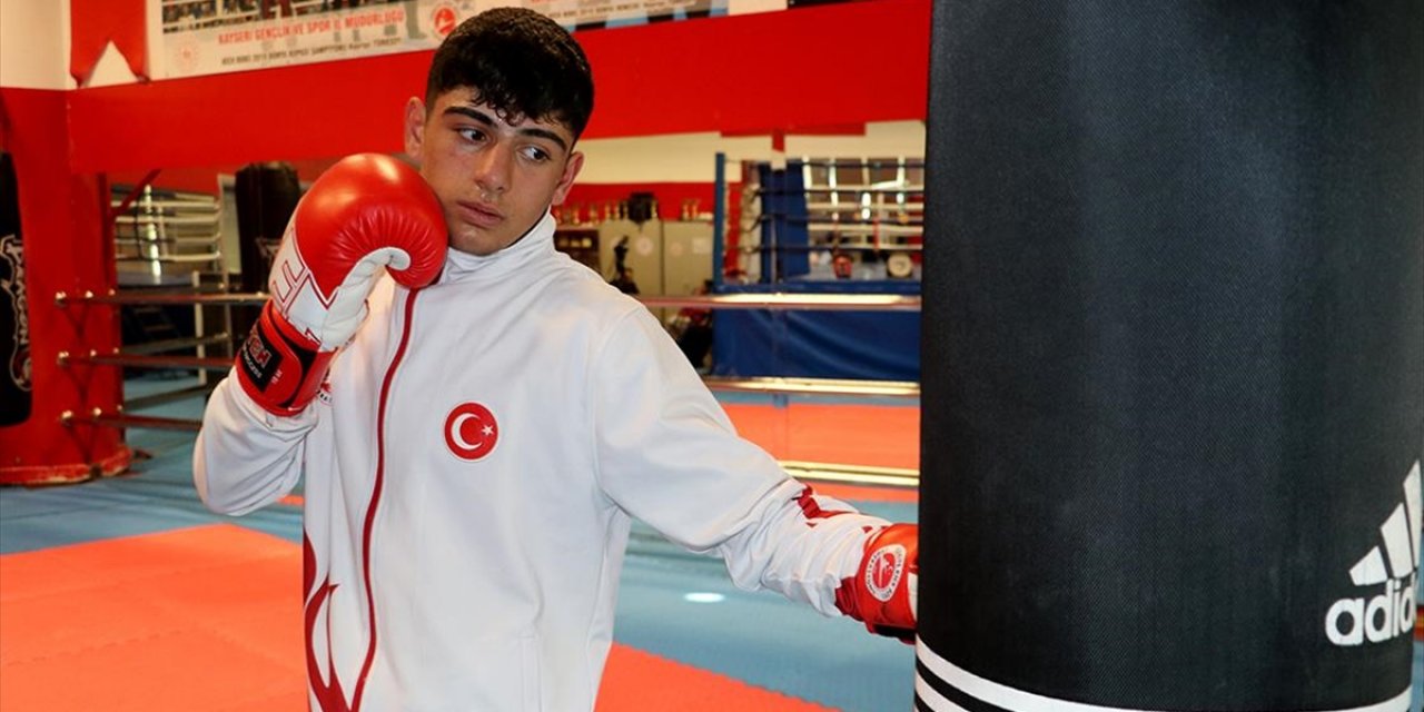 Dünya Kupası ve Türkiye Şampiyonu Kick Boksçunun Hedefi Dünya Şampiyonluğu