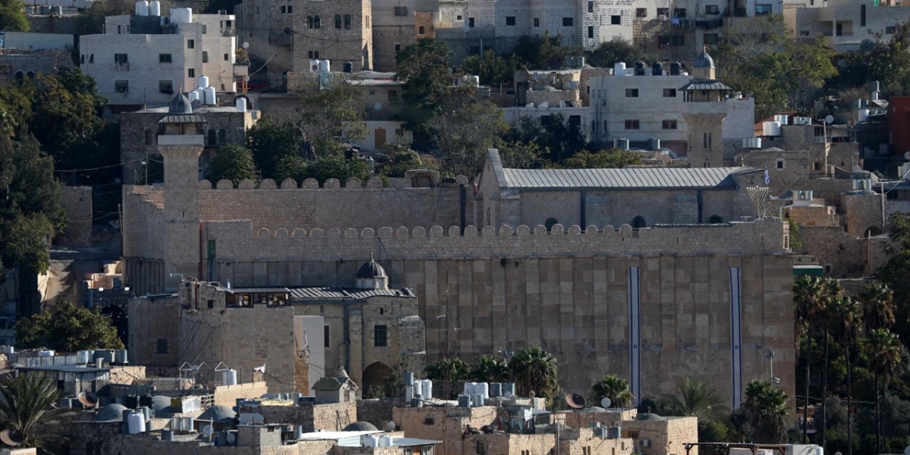 İsrail Ramazanın İkinci Cumasında da Harem-i İbrahim Camisi'ni Müslümanlara Tam Olarak Açmayı Reddetti