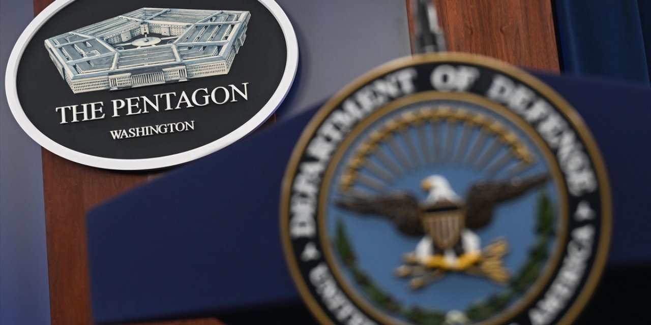 ABD'de Pentagon'a Ait Gizli Belgeleri Paylaşan Asker Suçunu Kabul Etti