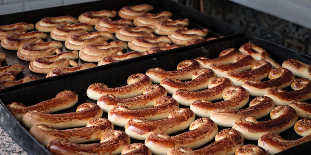 Bursa'da Çocukların "Tekne Orucu" İçin Hazırlanan İftariyelik Poğaça Geleneği Sürdürülüyor