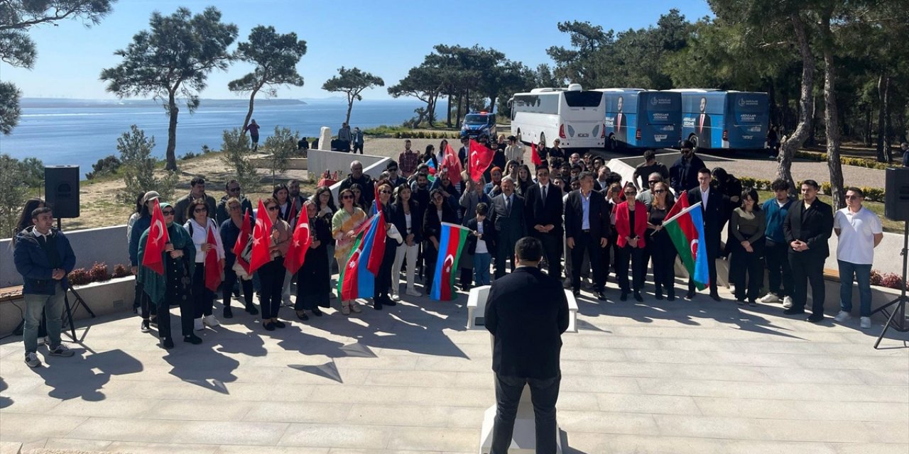 Tarihi Gelibolu Yarımadası'nda Bulunan Azerbaycan Anıtı'nda Şehitler İçin Anma Etkinliği Düzenlendi
