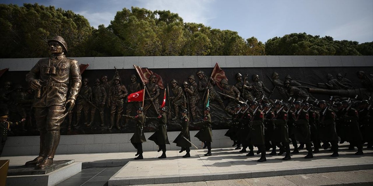 Gelibolu Yarımadası'nda Çanakkale Deniz Zaferi Törenlerinin Provası Yapıldı