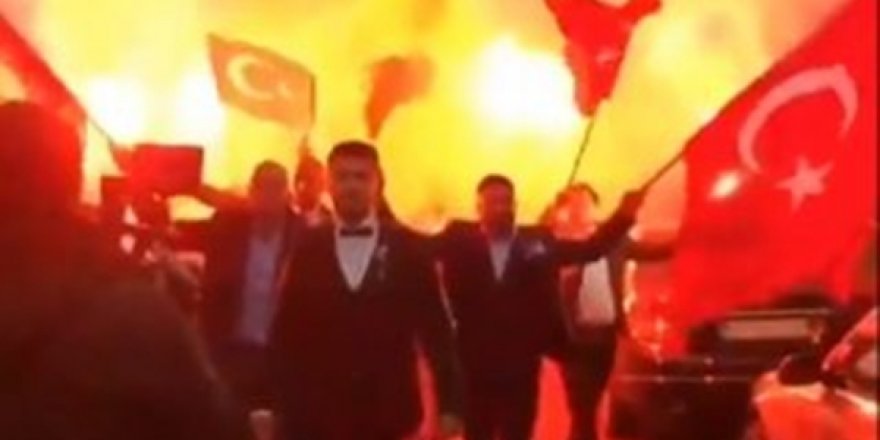 Almanya'da İzmir Marşı Eşliğinde Kız Alma Alayı