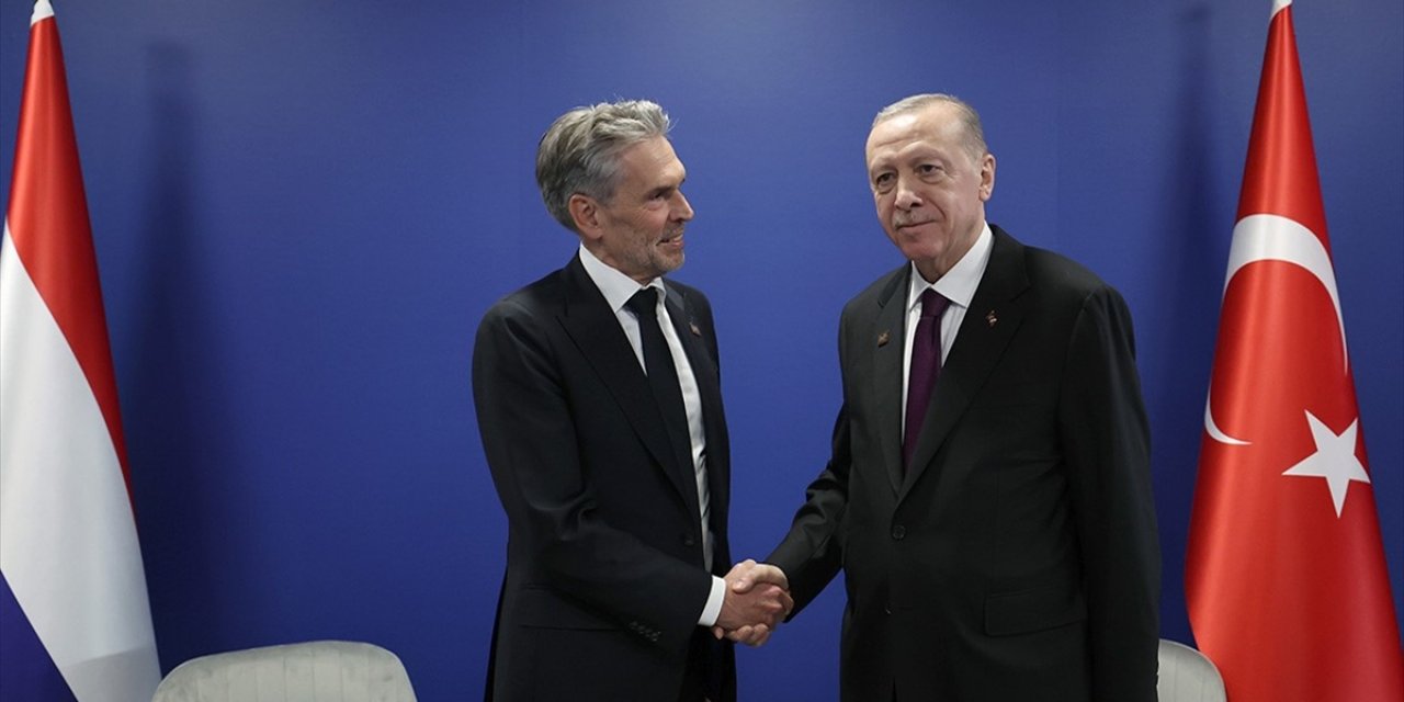 Cumhurbaşkanı Erdoğan, Hollanda Başbakanı Schoof İle Telefonda Görüştü