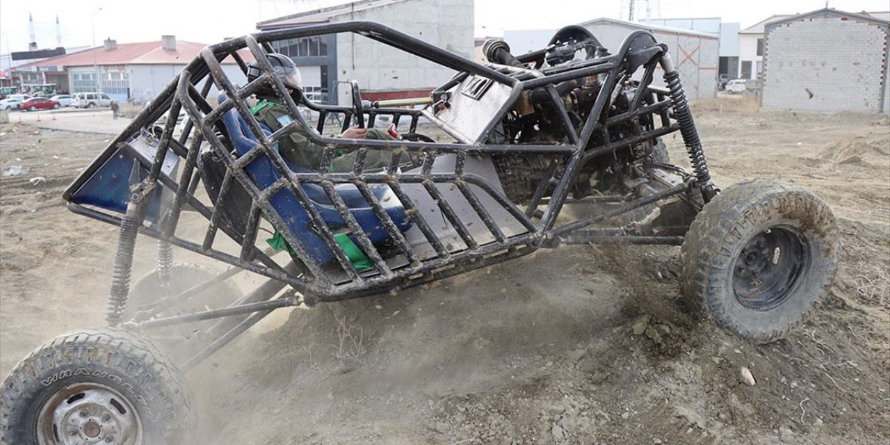 Erzincanlı Motor Ustası Doğal Gaz Borularından Off-Road Aracı Yaptı