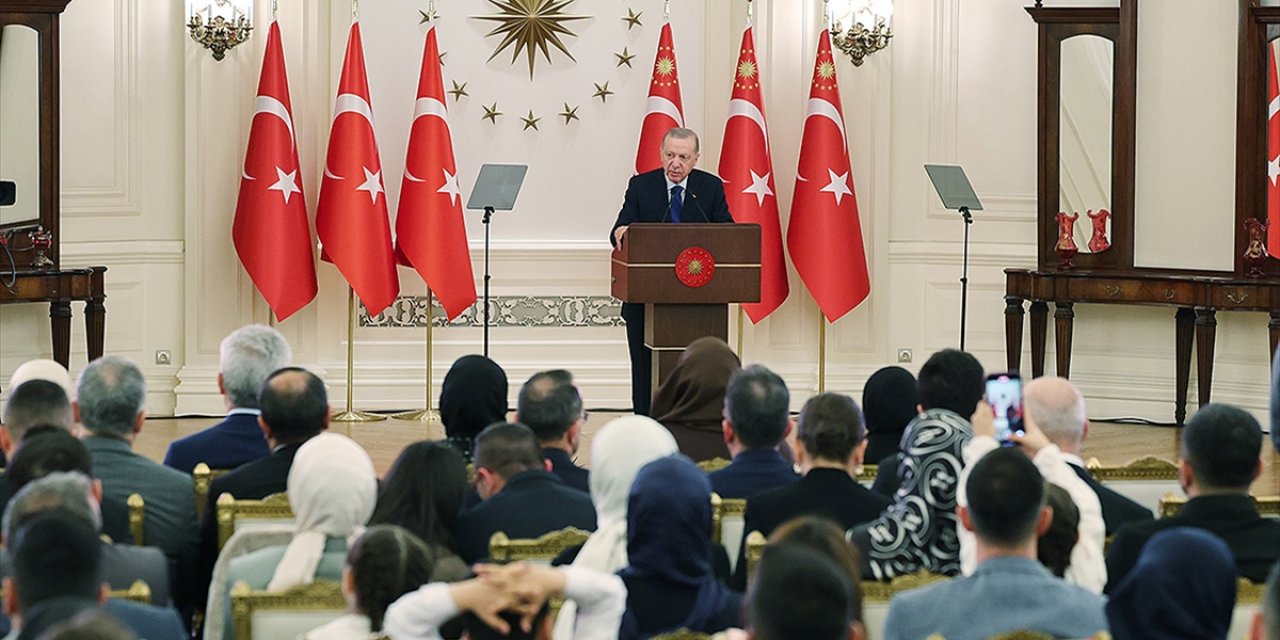 Cumhurbaşkanı Erdoğan: Çanakkale'de Bir Kez Daha Görülmüştür ki Hiçbir Silah Vatan Sevgisine Galip Gelemez