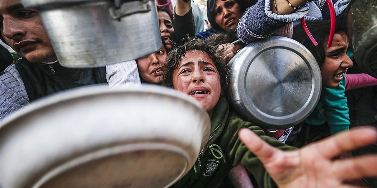 İsrail'in Ablukası ve Saldırıları Gazze'deki Halkı Kıtlığın ve Ölümün Pençesine Sürüklüyor