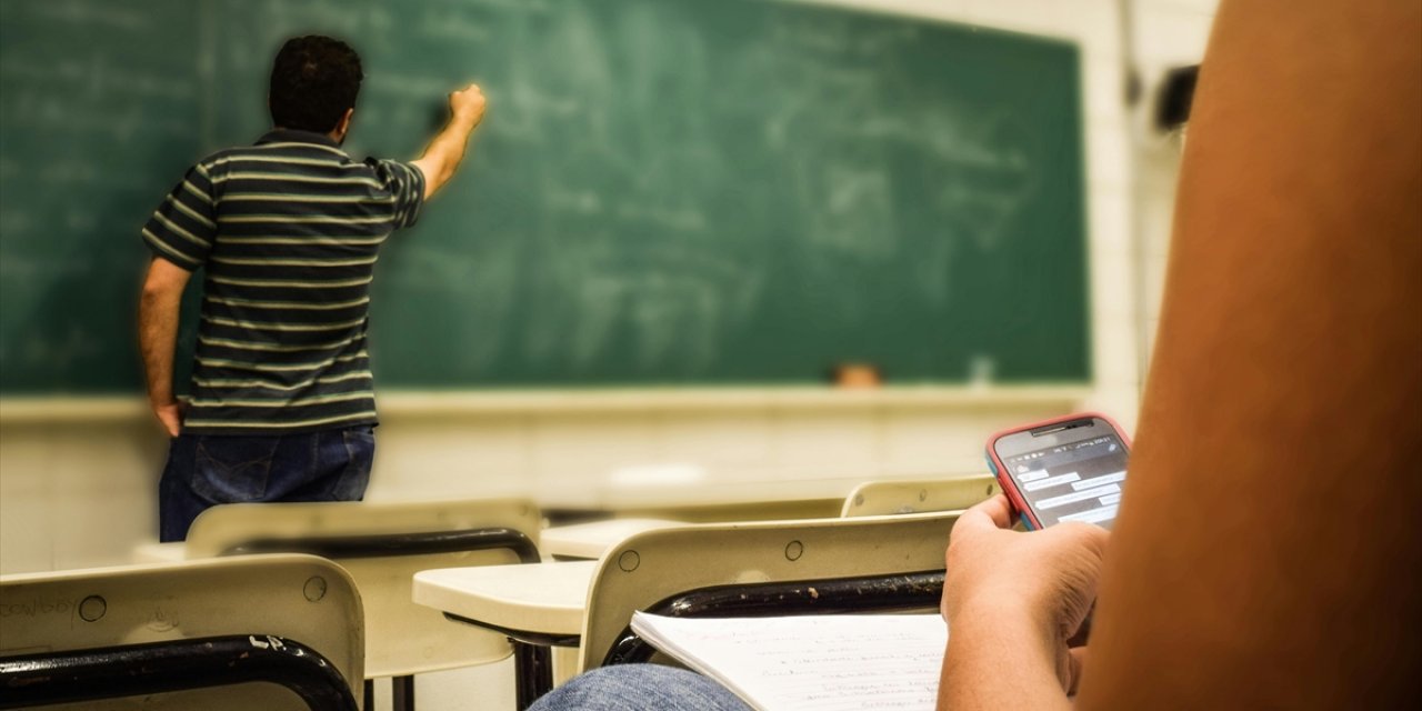 Meb'in 4. Sınıflara Yönelik "Dijital Dünyada Ekran Kullanımı Araştırması" Sonuçlandı