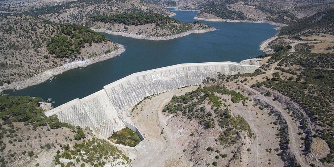 DSİ'den İzmir'e 22 Yılda 65 Milyar 632 Milyon Liralık Yatırım