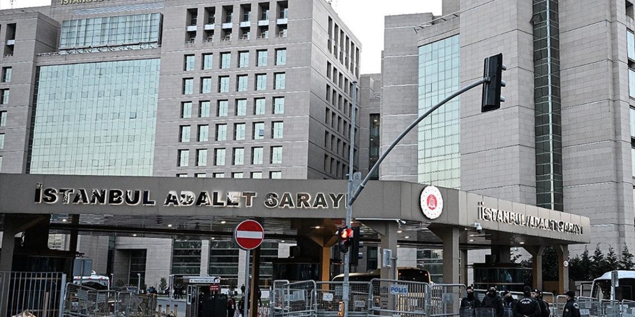 İBB'ye Yönelik "Terör" Soruşturmasında 3 Şüpheli Hakkında Yakalama Kararı Çıkarıldı