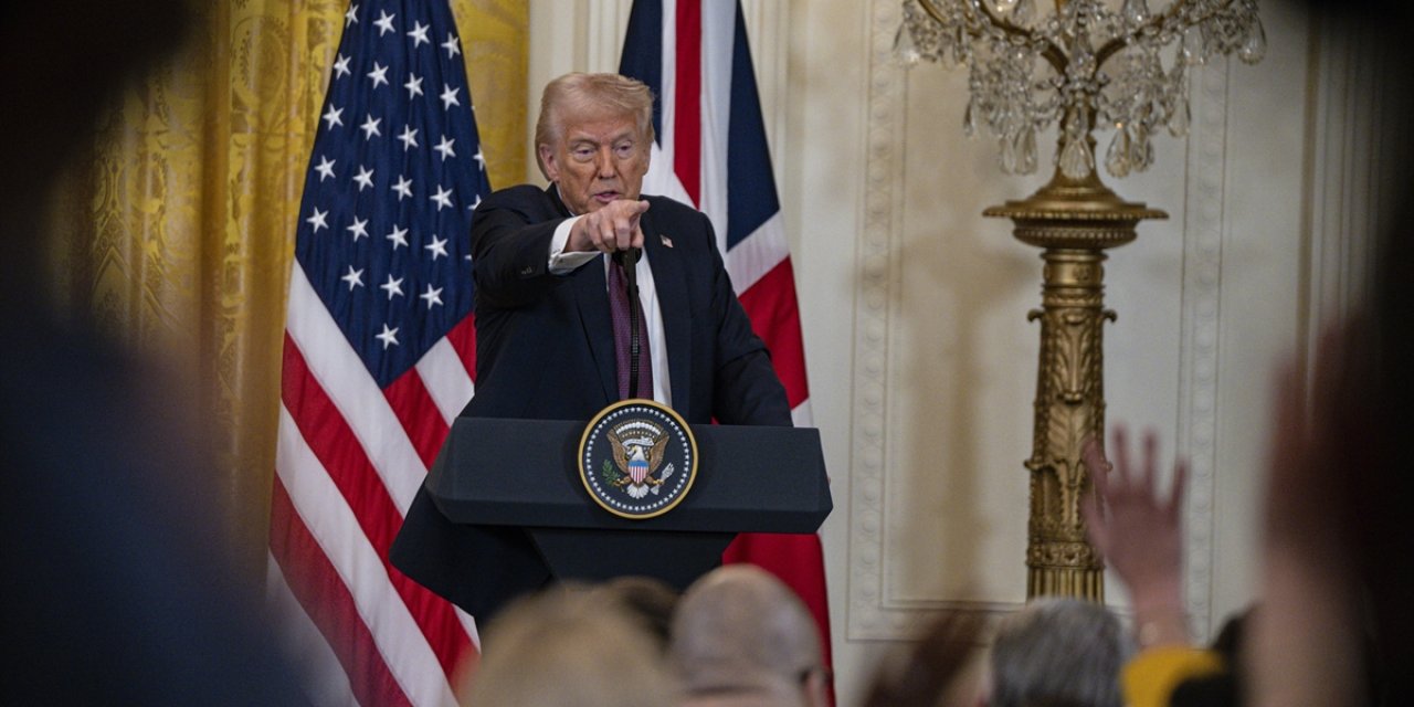 Trump'tan, Ünlü Gazeteciyi Askeri Planların Konuşulduğu Gruba Ekleyen Danışmanı Waltz'a Destek