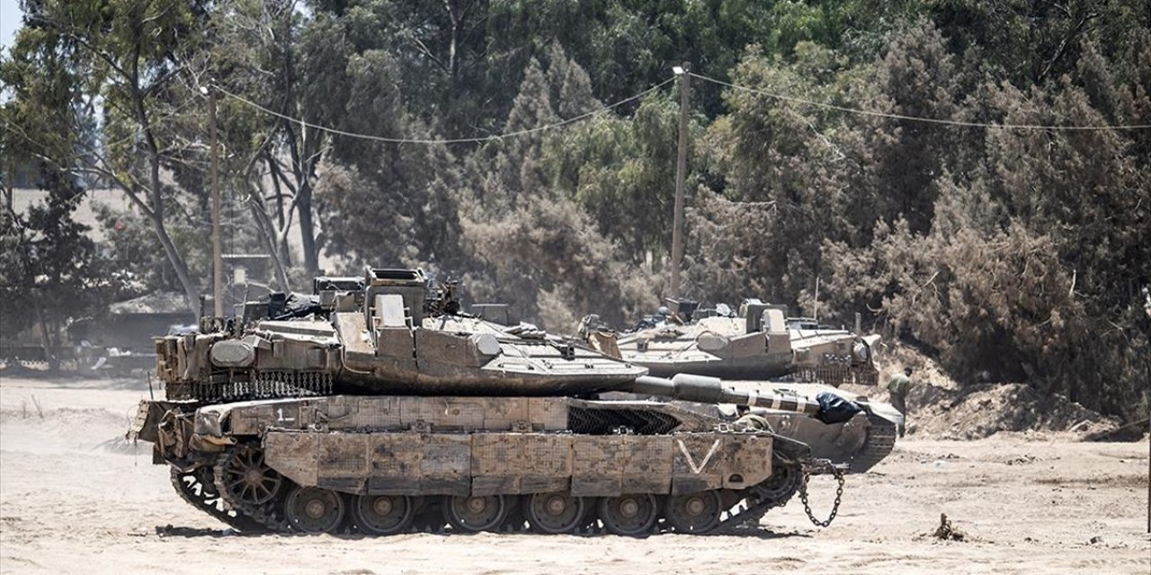 İsrail Ordusundan İstifa Eden Pilot Yüzbaşı, İsrail'in Gazze'de Yaptığı "Soykırımın" Durdurulması Çağrısı Yaptı