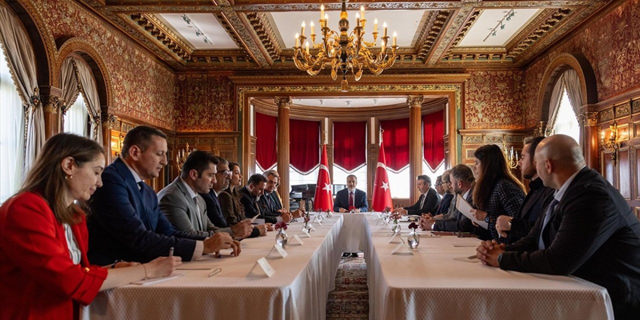 Dışişleri Bakanı Fidan, Suriye-Amerikan Toplumu Temsilcilerini Washington'da Kabul Etti