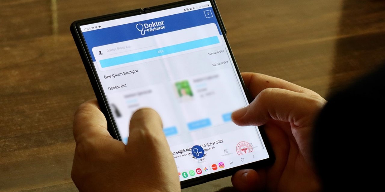 Sağlık Bakanlığı Onaylı Uygulamayla Doktorlar Hastalarını Uzaktan Tedavi Edebilecek