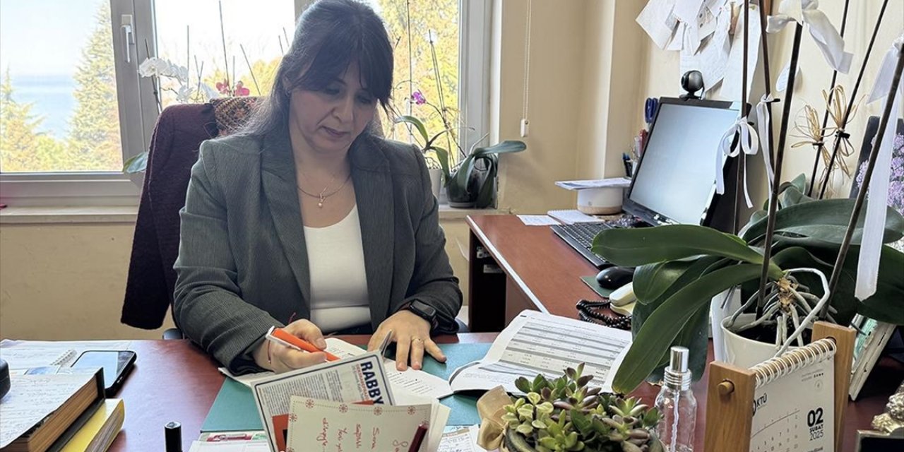 Bayramda "Aşırı Şekerli Gıdalara Mesafe" Uyarısı