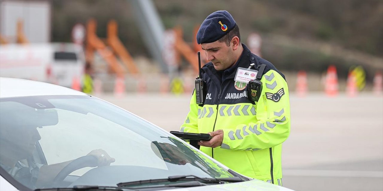 Otoyol Jandarması Ramazan Bayramı Öncesi Görev Başında