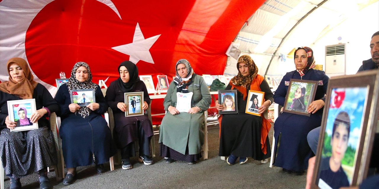 Diyarbakır Anneleri Ramazan Bayramı'nda Evlatlarına Kavuşmak İstiyor