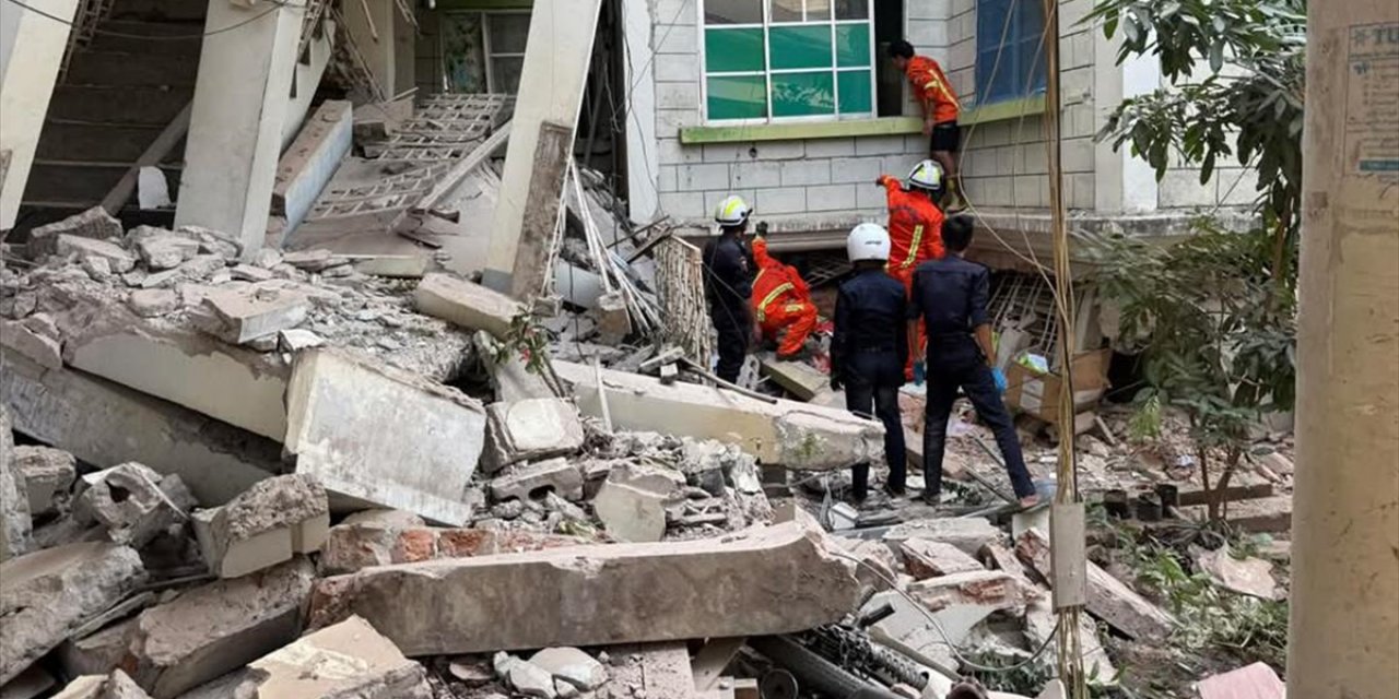 Myanmar'daki Depremlerde Can Kaybı 1000'i Aştı