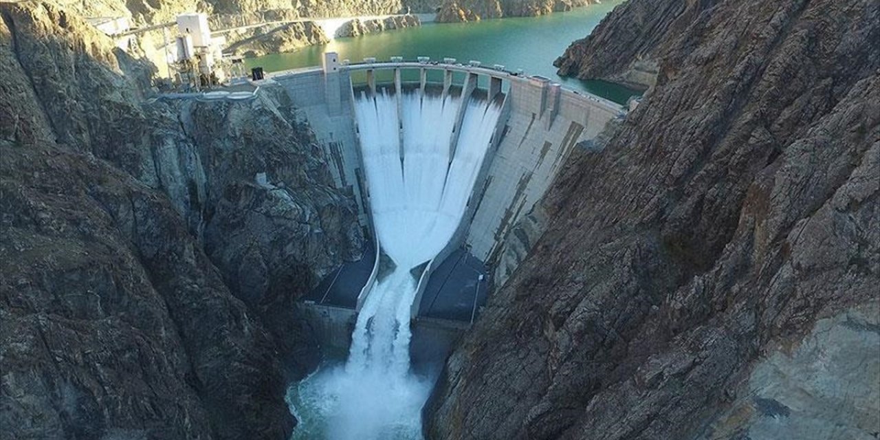 Artan Küresel Elektrik Talebini Karşılamak İçin Hidroelektriğin Önemi Artıyor