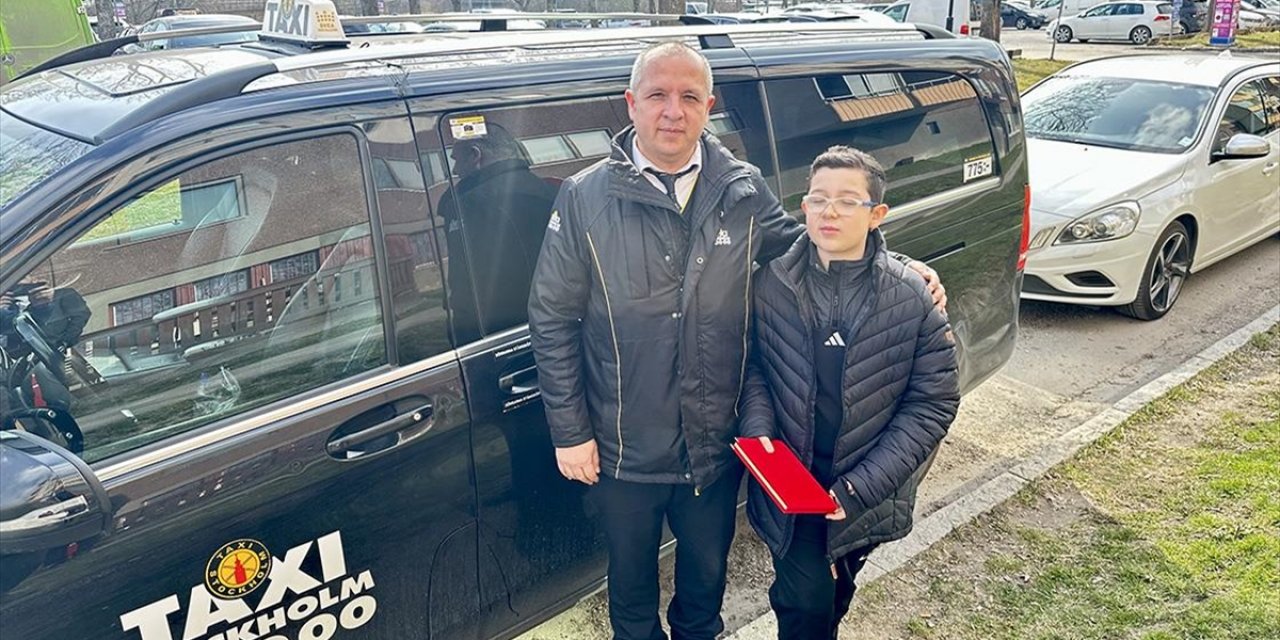 İsveç'te Komşularını Yangından Kurtaran Türk Baba İle Oğlu Sosyal Medyada "Kahraman" İlan Edildi