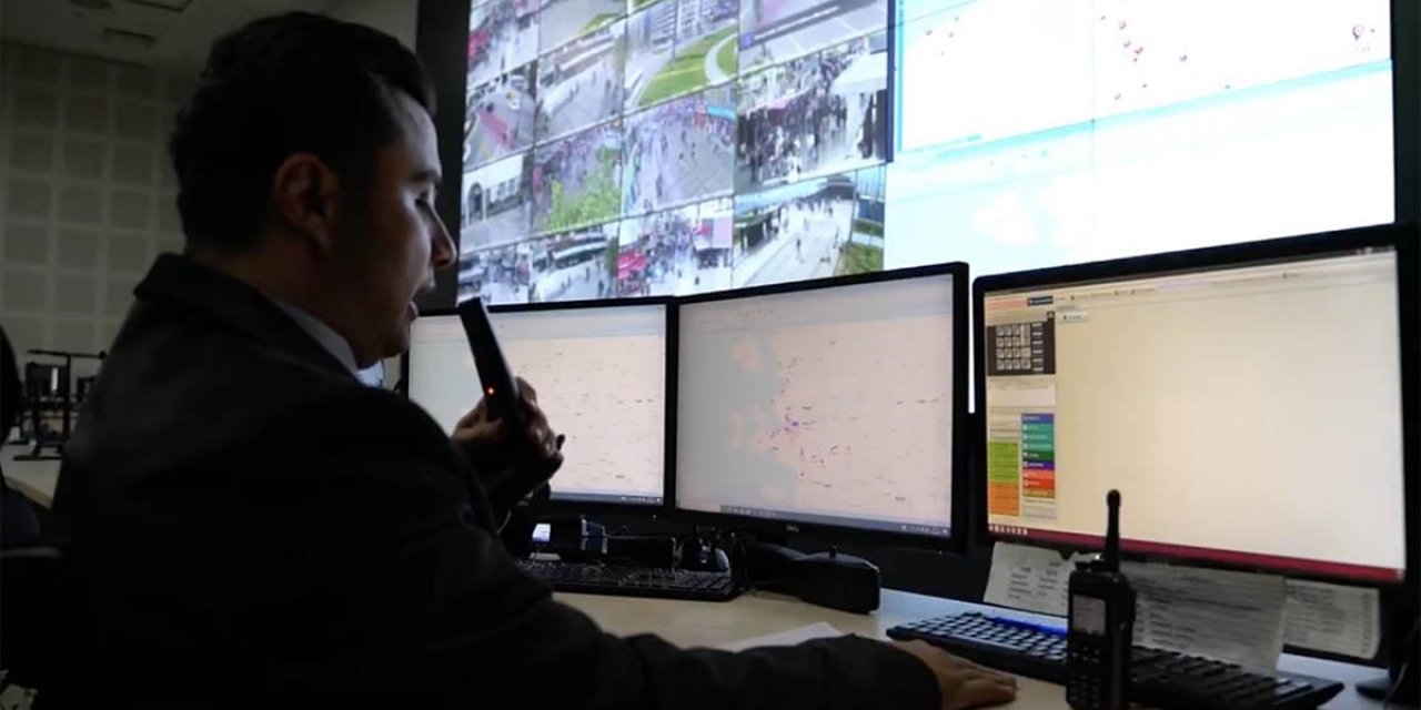 İçişleri Bakanı Yerlikaya'nın Bayram Mesajı Emniyet Telsizinden Okundu