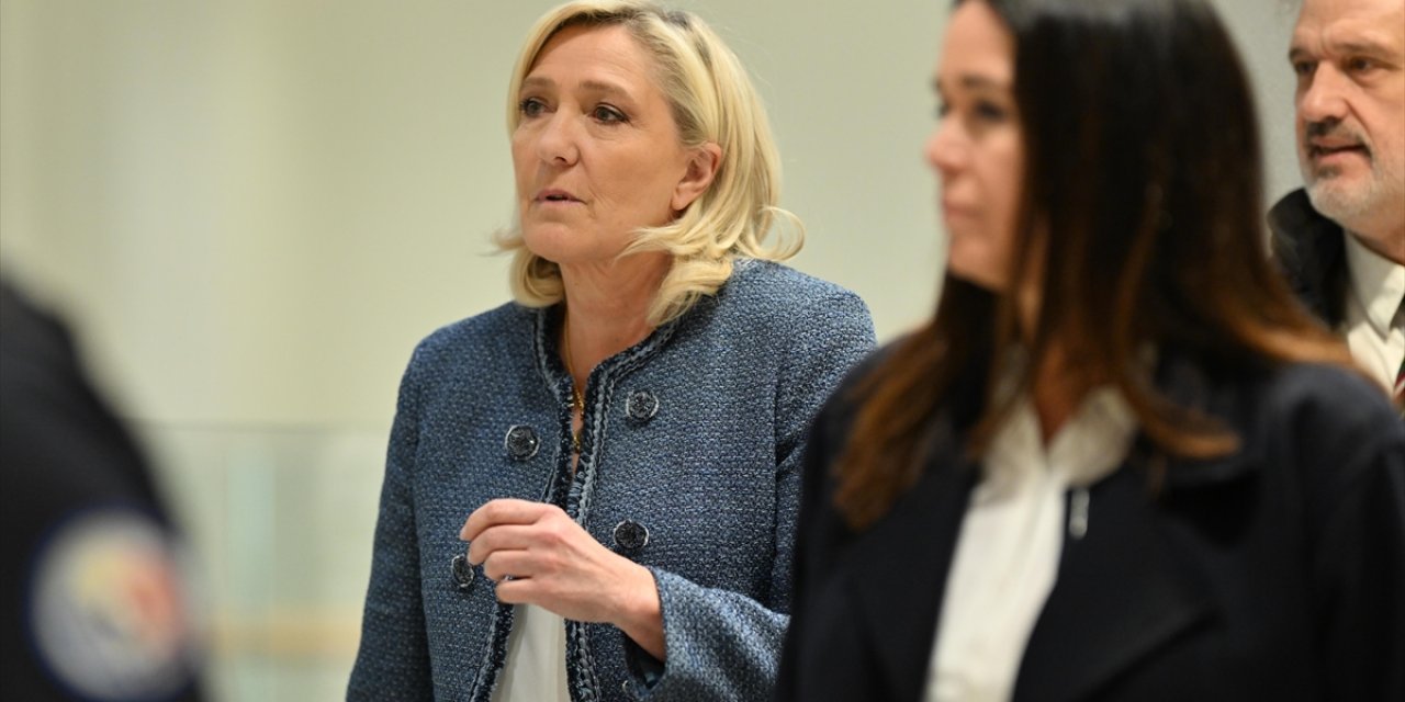 Fransa Yargıtay Başsavcısından, Yolsuzlukla Yargılanan Le Pen Hakkındaki Kararı Sorgulayan Yorumlara Tepki