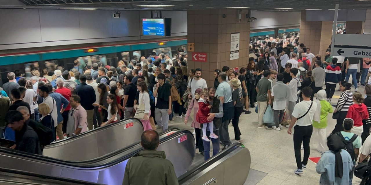 Ramazan Bayramı'nı da Kapsayan 4 Günde Raylı Sistemleri 2,9 Milyon Yolcu Kullandı