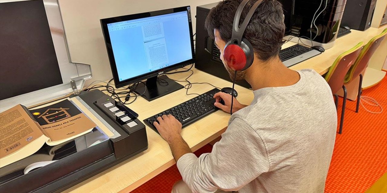 Görme Engelli Bireyler İçin Kitaplar Dijital Hale Getiriliyor