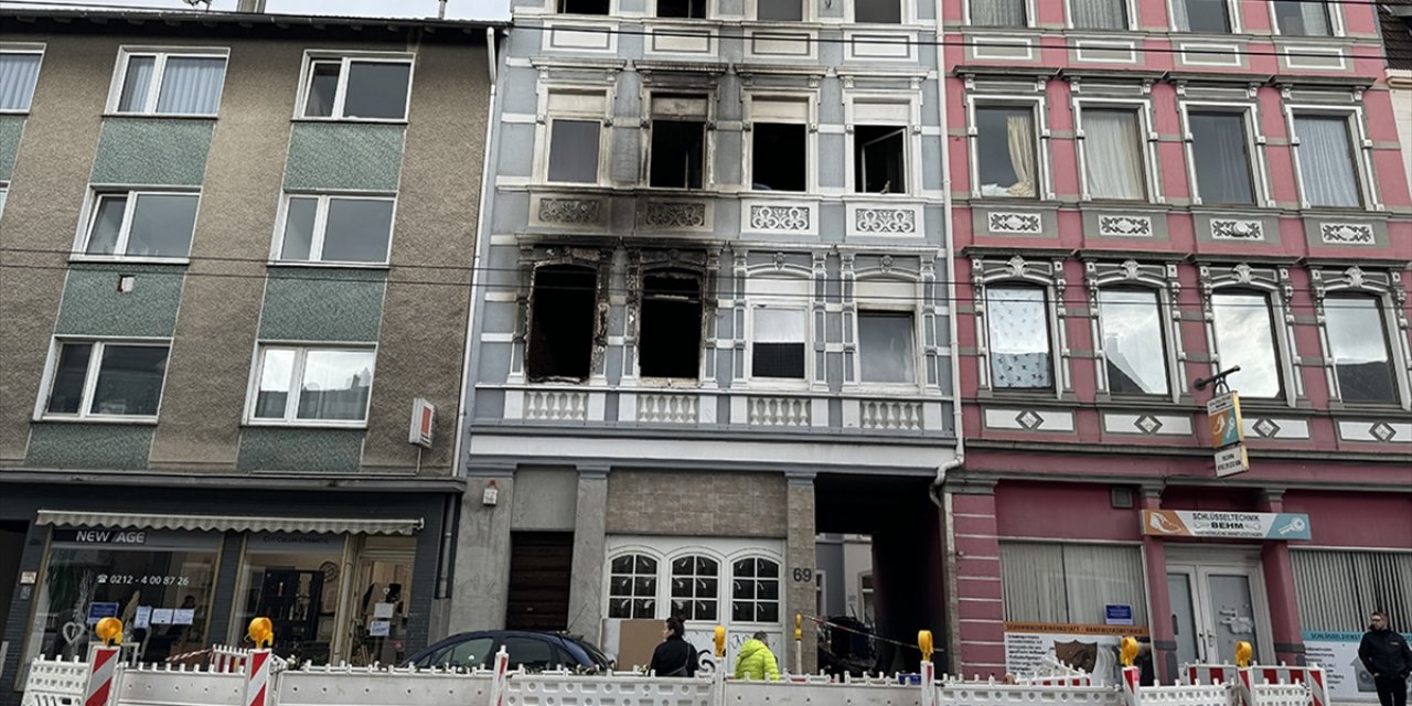 Almanya'da 4 Türk'ün Yaşamını Yitirdiği Kundaklama Olayında Emniyet Yetkilileri Hakkında Suç Duyurusu