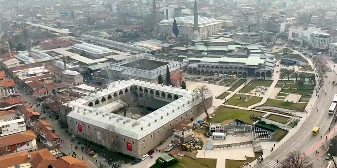 Bakan Kurum'dan Bursa'daki Tarihi Hanlar Bölgesindeki Dönüşüme İlişkin Paylaşım