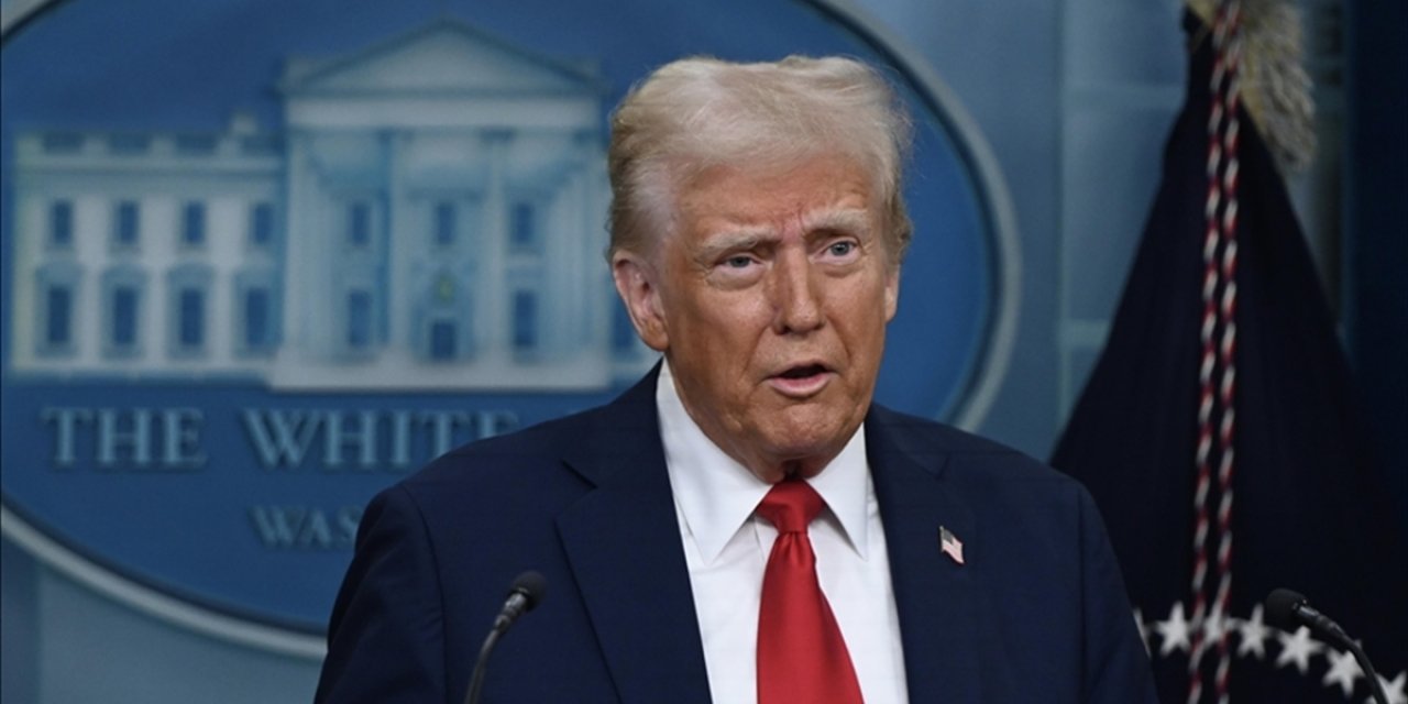 Trump, ABD'nin Tarifelerle "Haftada Milyarlarca Dolar Gelir" Elde Ettiğini Savundu