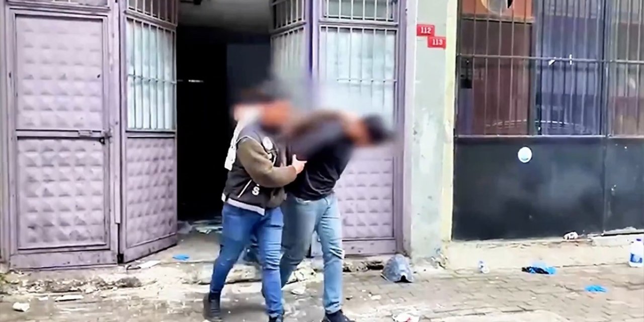 İstanbul ve Diyarbakır'da Uyuşturucu Operasyonlarında 16 Şüpheli Yakalandı