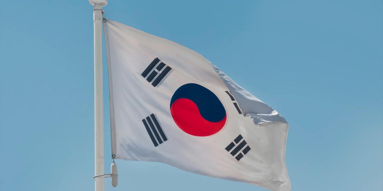 Güney Kore'de Ana Muhalefet Lideri Lee, Seçim Öncesi Parti Başkanlığından İstifa Etti