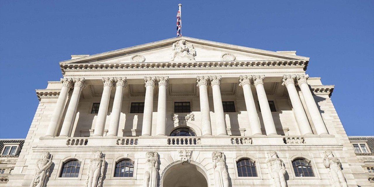 Boe'den Tarifelerin Zayıf Büyüme ve Enflasyon Risklerini Artırabileceği Uyarısı