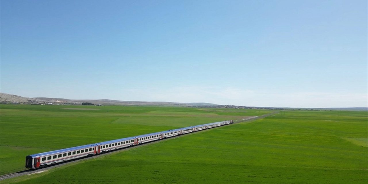 Turistik Diyarbakır Ekspresi Cuma Günü Yola Çıkıyor