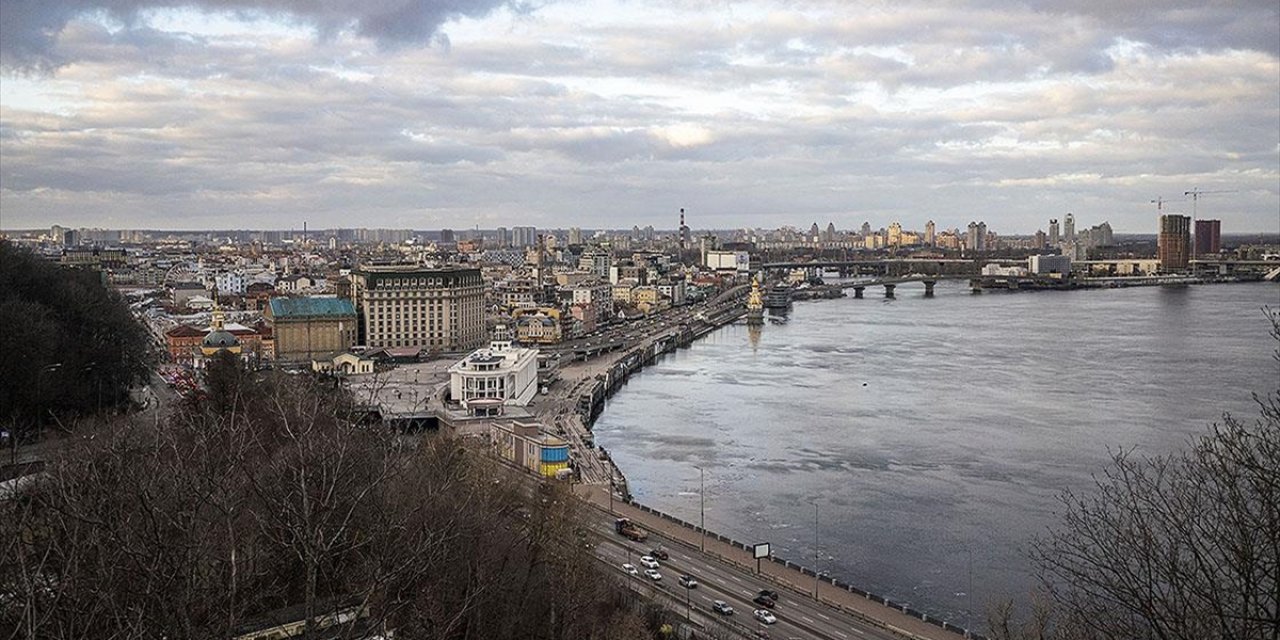 Rus Uzmanlar, Moskova'nın Ukrayna'ya Geçici Yönetim Atama Teklifiyle Yaptığı Çıkışı Değerlendirdi