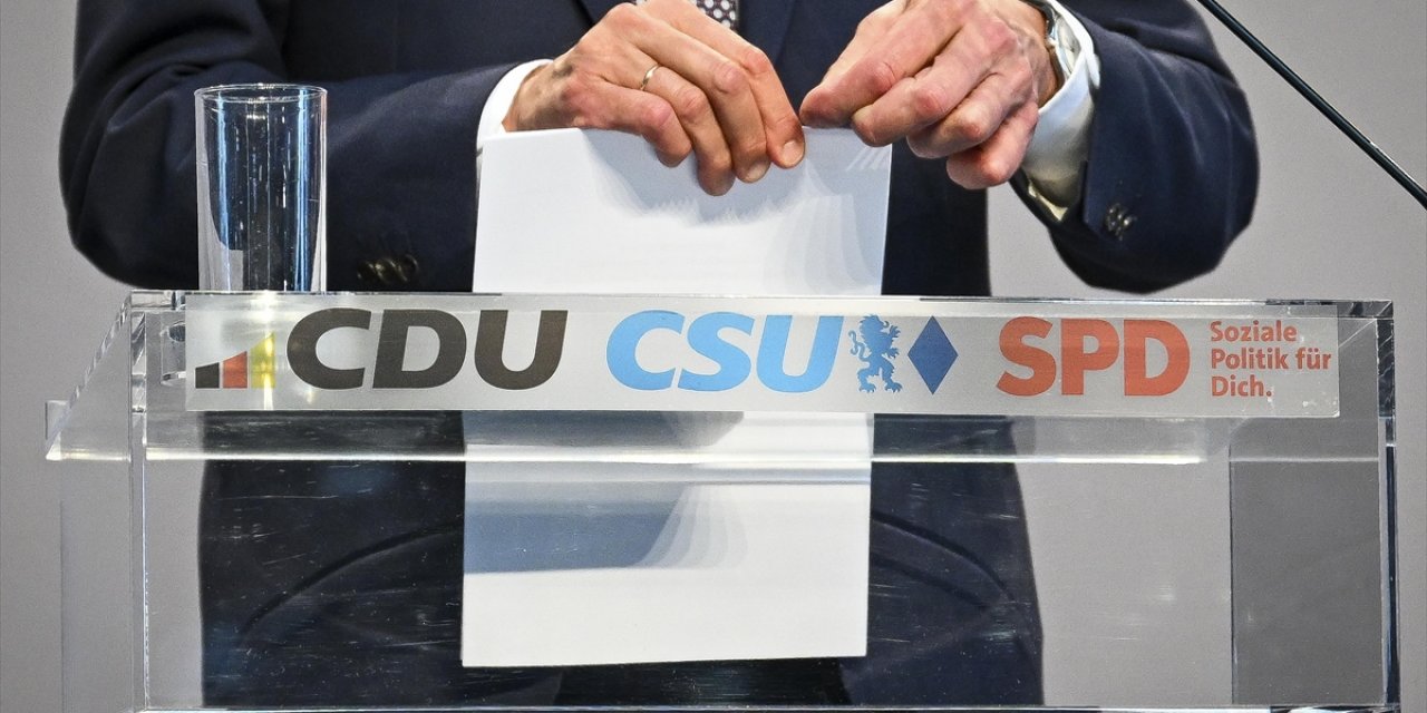 Almanya'da Hristiyan Sosyal Birlik Partisi Koalisyon Protokolünü Onayladı