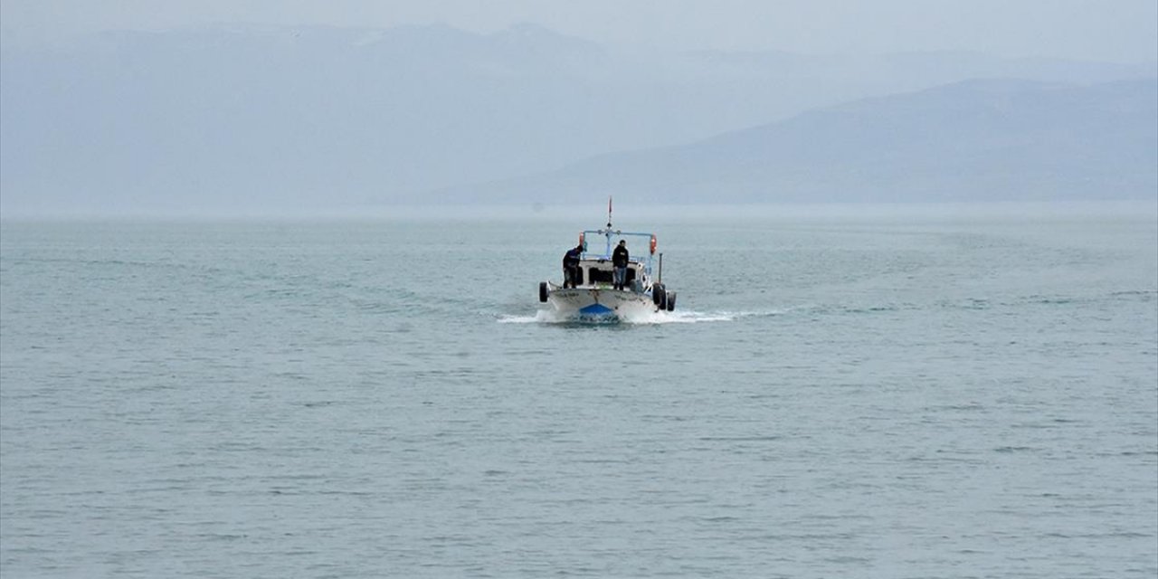 "Van Gölü'nün İncileri" Göçe Hazırlanıyor